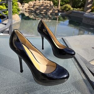 Joan & David Shiny Sz 6.5 Patent Leather Black Pumps